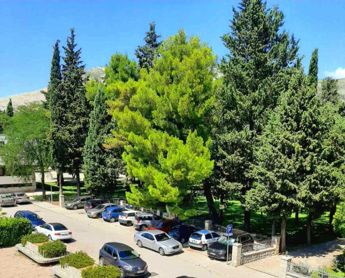 Apartman Park Trebinje Extérieur photo